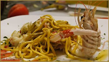 Tagliolini mit Langustinen und kleinen Artischocken