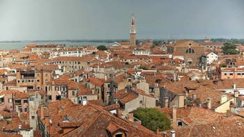 La vue depuis le Campanile de Santa Maria Formosa, dans le Sestier du Castello à Venise.