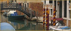 Le pont Priuli sur le rio Priuli o de Santa Sofia, dans le Sestier du Cannaregio à Venise.