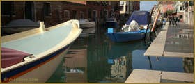 Beaux reflets sur le rio de la Sensa, le long de la Fondamenta dei Mori, dans le Sestier du Cannaregio à Venise