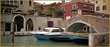 Vus depuis le Campo San Giovanni e Paolo, le rio dei Mendicanti et le pont Cavallo, frontières entre les Sestieri du Cannaregio et du Castello à Venise.