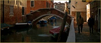 Le pont del Suffragio o del Cristo et la Fondamenta del Cristo, le long du rio de le Gorne, dans le Sestier du Castello à Venise.
