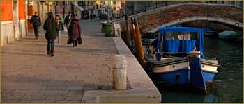 La Fondamenta de la Misericordia et le pont privé dei Servi, dans le Sestier du Cannaregio à Venise.