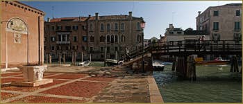 Le Campo et le pont de l'Abazia, dans le Sestier du Cannaregio à Venise.