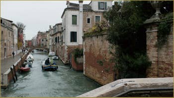 Le rio et la Fondamenta Santa Caterina, dans le Sestier du Cannaregio à Venise.