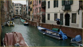 La Fondamenta et le rio de Sant Andrea, dans le Sestier du Cannaregio à Venise.