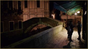 Le pont de Santa Maria Nova et l'église dei Miracoli, dans le Sestier du Cannaregio à Venise.