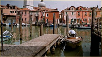 Les reflets sur le Canal de San Pietro du Castello à Venise.