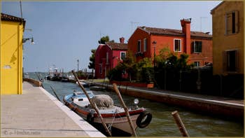 La Fondamenta Pescheria, le long du rio della Giudecca, sur l'île de Burano à Venise.