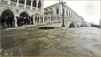 Acqua Alta, Molo San Marco, dans le Sestier de Saint-Marc à Venise.