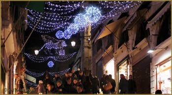 Les illuminations de Noël sur le pont du Rialto à Venise