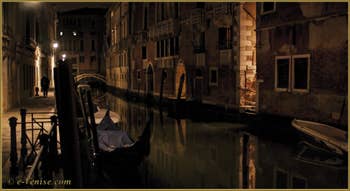 La nuit à Venise le long du rio de San Severo