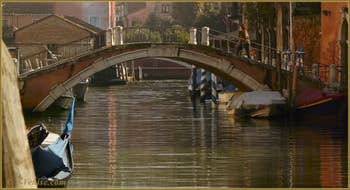 Le pont Trevisan, sur le rio dei Ognissanti, dans le Sestier du Dorsoduro à Venise.