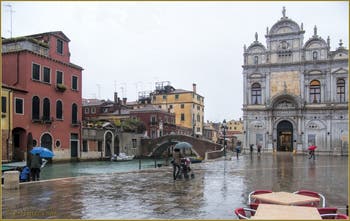 Le Campo San Giovanni e Paolo et la Scuola Grande San Marco, dans le Sestier du Castello à Venise.