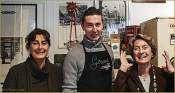 Roberta, Emmanuel et Gigliola, Café Girani - Castello