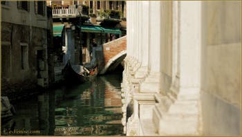 Le rio dei Miracoli, le long de l'église Santa Maria dei Miracoli, dans le Sestier du Cannaregio à Venise.