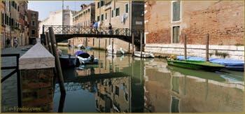 Le rio, le pont et la Fondamenta de la Tana, dans le Sestier du Castello à Venise.