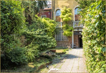 Les jardins secrets de Venise, juin, le mois du jasmin.