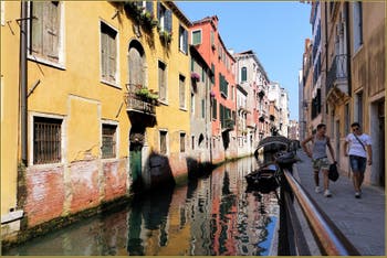 Le Rio San Giovanni Laterano, dans le Sestier du Castello à Venise.