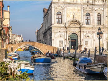 Le Rio dei Mendicanti et la Scuola Grande San Marco, dans le Castello à Venise.