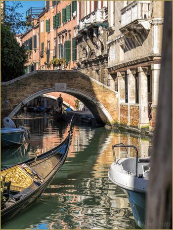 Gondoles Rio de Ca' Widmann, dans le Cannaregio à Venise.