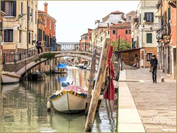 Le Rio de la Sensa et le pont dei Mori, dans le Cannaregio à Venise.