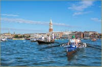 Le départ de la Vogalonga à Venise