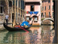Gondole Rio dei Santi Apostoli à Venise