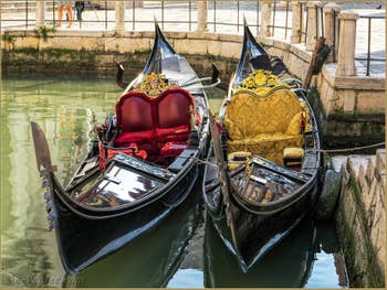 Couple de Gondoles à la Maddalena, dans le Cannaregio à Venise.