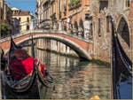 Gondoles et Reflets à San Felice à Venise