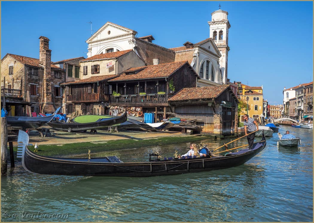 Gondole Squero de San Trovaso à