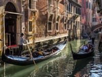 Gondoles Rio Borgoloco à Venise