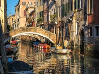 Le pont de la Racheta sur le Rio de San Felice à Venise