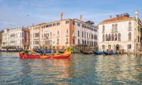 Un air de Carnaval sur le Grand Canal de Venise