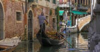 Les Gondoles de Venise.