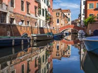 Les Reflets du Rio de Sant Andrea à Venise