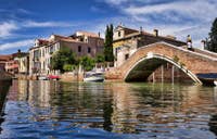 Les reflets du Rio dei Carmini au pont Briati à Venise