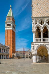 Venezia Deserta, il Campanile di San Marco e il Palazzo Ducale durante il lockdown del Coronavirus Covid-19 a Venezia e