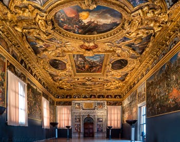 La Salle du Scrutin ou Scrutinio du Palais des Doges de Venise.