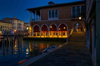 La Pescheria, le marché aux poissons du Rialto à Venise.