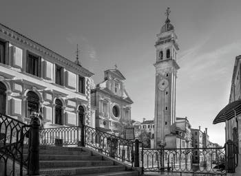L'église et le Campanile dei Greci, dans le Sestier du Castello à Venise