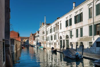 Le Rio de la Madona de l'Orto et la Fondamenta Gasparo Contarini dans le Sestier du Cannaregio à Venise