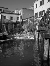Le Rio et le pont dei Muti dans le Sestier du Cannaregio à Venise