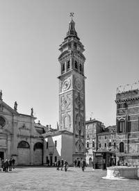 Le Campo et le Campanile de Santa Maria Formosa dans le Castello à Venise.