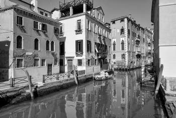 Le Rio de San Lorenzo dans le Castello à Venise.