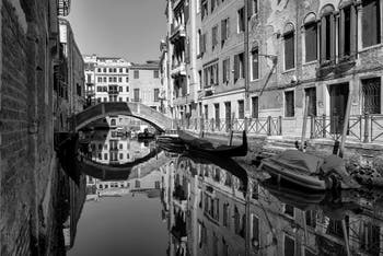 Le Rio de San Severo et le pont Novo dans le Castello à Venise.