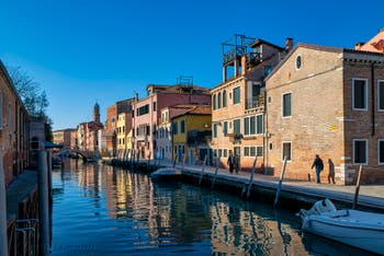 La Fondamenta Bonlini et le Rio dei Ognissanti dans le Dorsoduro à Venise.