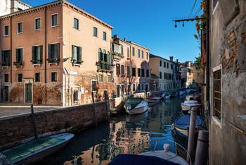 La Fondamenta et le Rio Trapolin dans le Cannaregio à Venise