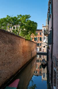 Le Rio Grimani Servi dans le Cannaregio à Venise