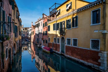 Le Rio Priuli o de Santa Sofia dans le Cannaregio à Venise